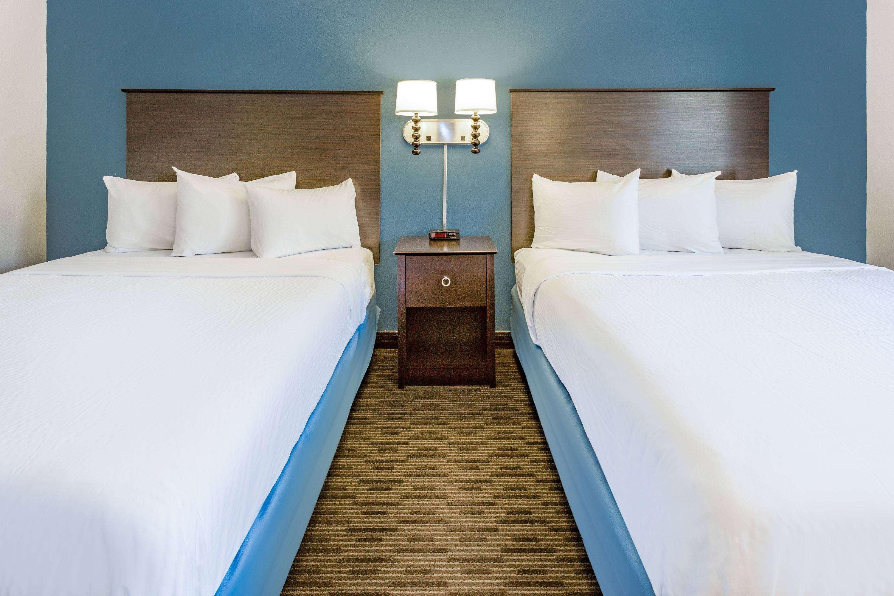 Americinn By Wyndham And Long Estalagem Long Lake