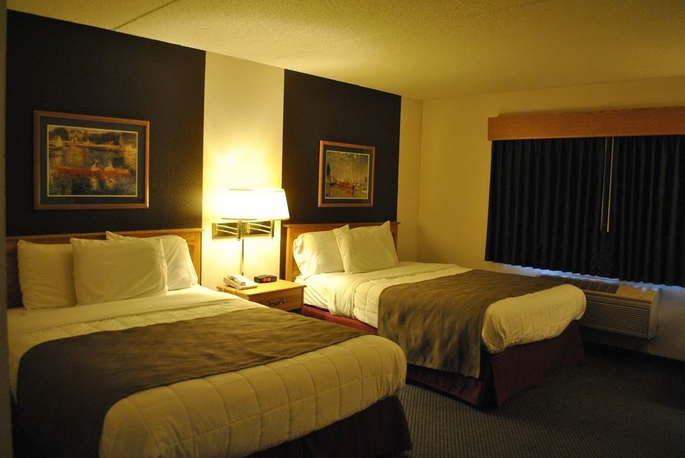 Americinn By Wyndham And Long