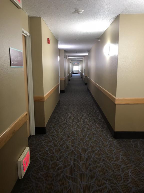 Americinn By Wyndham And Long