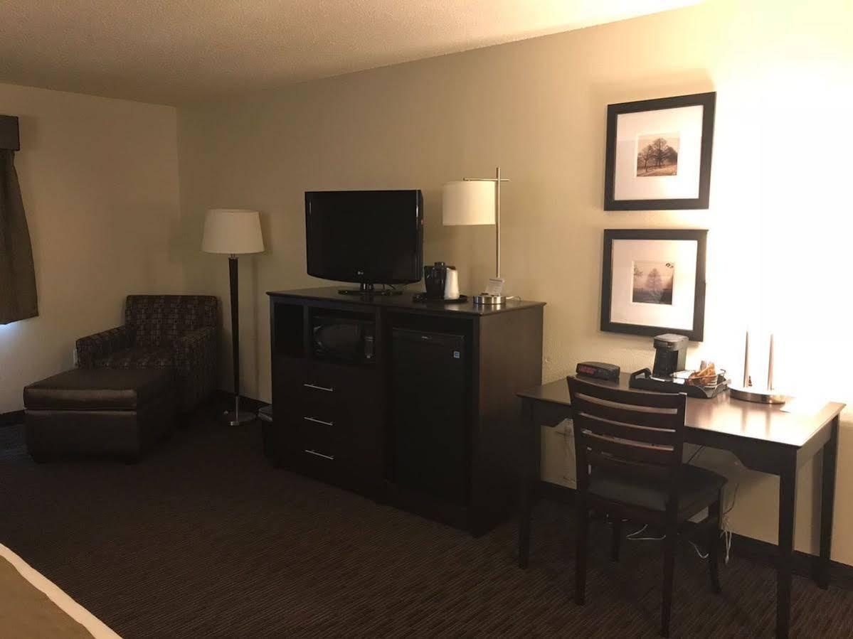 Americinn By Wyndham And Long Estalagem Long Lake